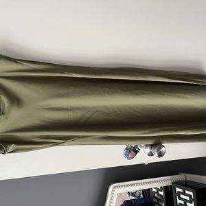 Has been worn once